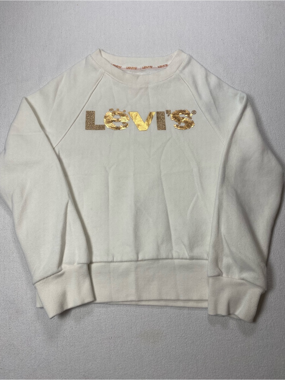 Levi's Cream Crewneck Sweatshirt with sequin logo. See description.